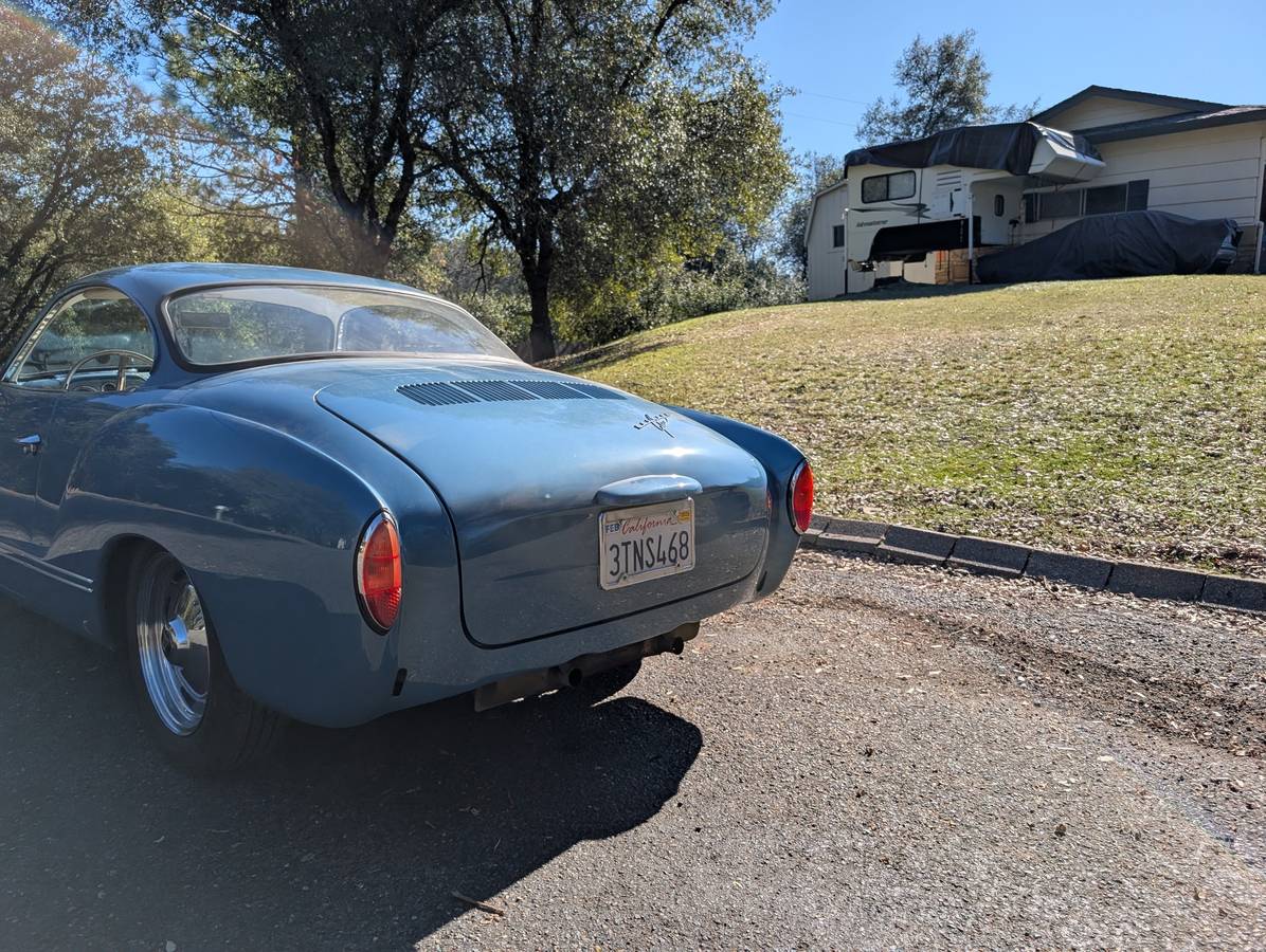 Volkswagen-Karmann-ghia-1963-blue-161-2