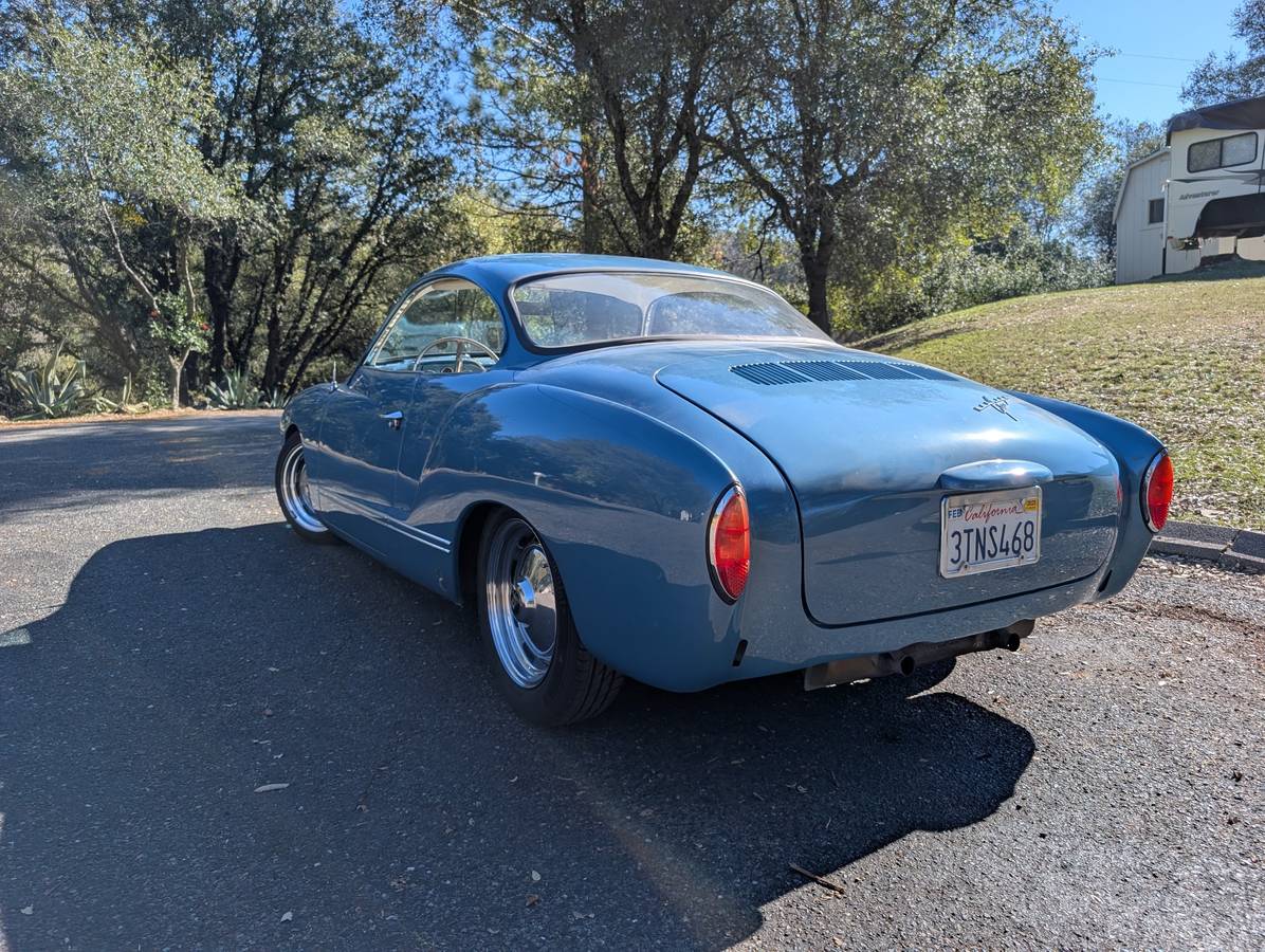 Volkswagen-Karmann-ghia-1963-blue-161-3