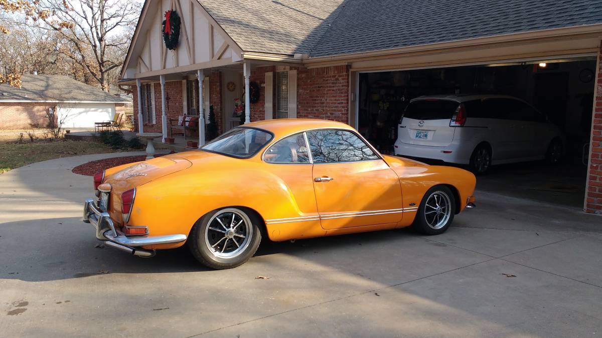 Volkswagen-Karmann-ghia-1971-orange-70811-2