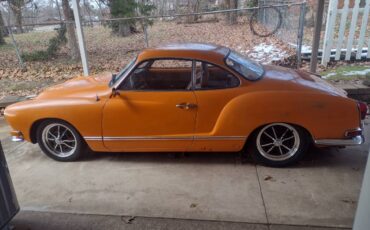 Volkswagen-Karmann-ghia-1971-orange-70811-20