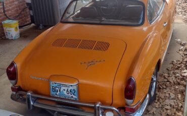 Volkswagen-Karmann-ghia-1971-orange-70811-21