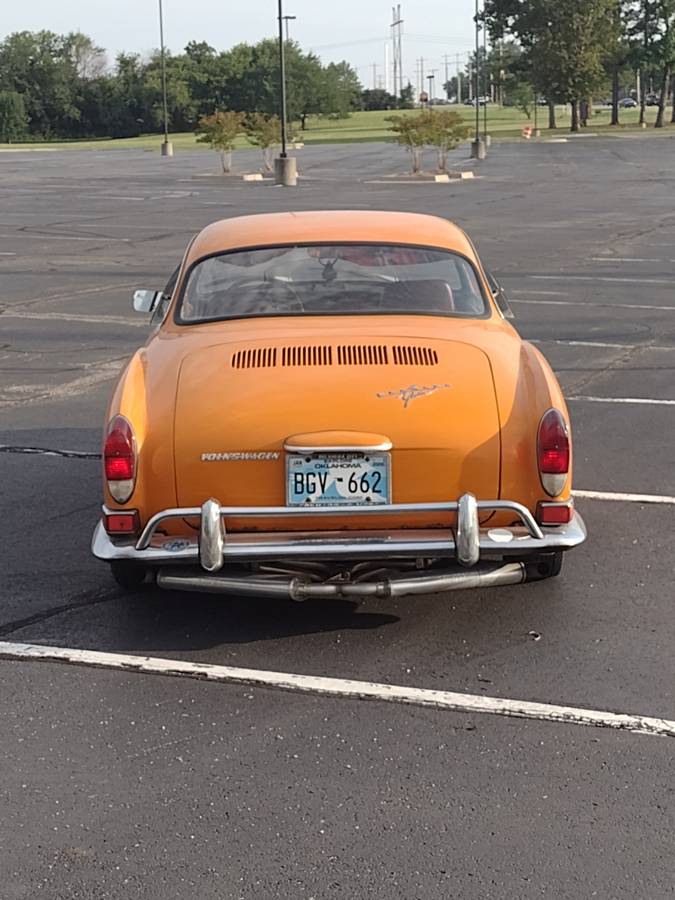 Volkswagen-Karmann-ghia-1971-orange-70811-5