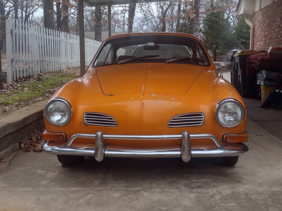 Volkswagen-Karmann-ghia-1971-orange-70811-6