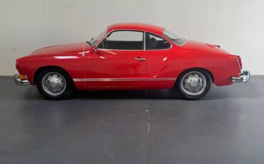 Volkswagen-Karmannghia-1974-1