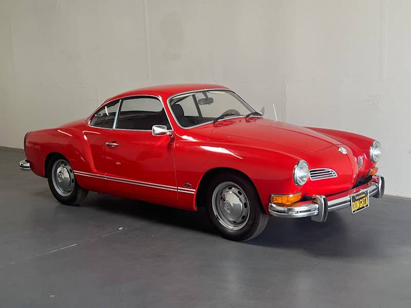 Volkswagen-Karmannghia-1974-4