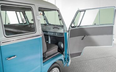 Volkswagen-Microbus-Van-1959-11