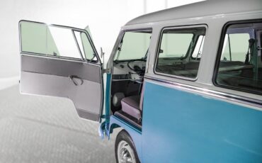 Volkswagen-Microbus-Van-1959-8