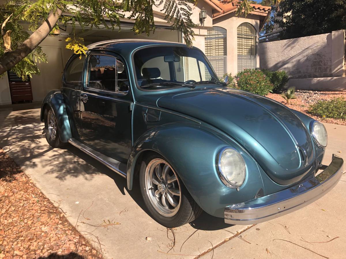 Volkswagen-Super-beetle-1974-8