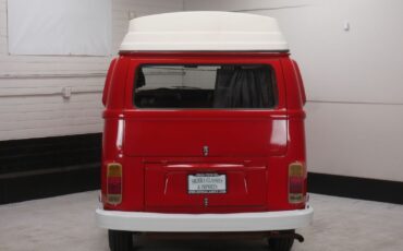 Volkswagen-T2B-Camper-Van-1973-10