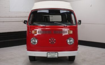 Volkswagen-T2B-Camper-Van-1973-3