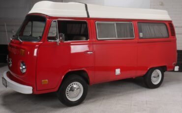 Volkswagen-T2B-Camper-Van-1973-7