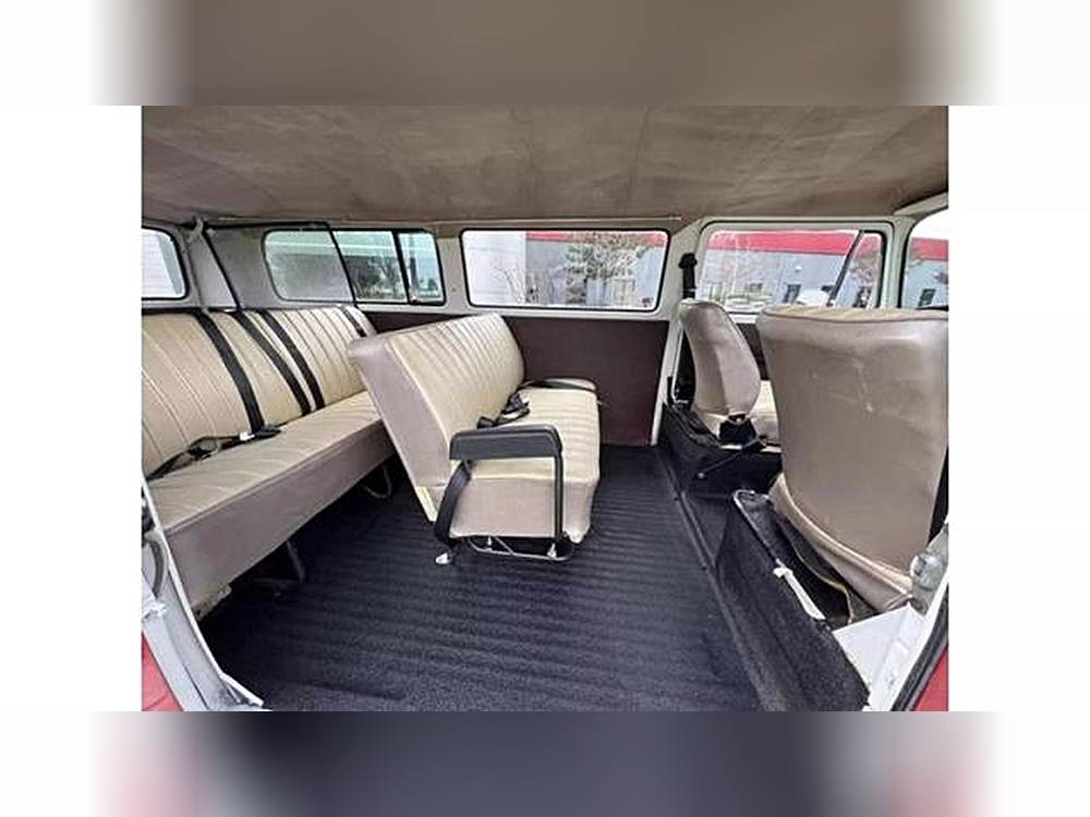 Volkswagen-Transporter-1977-red-33893-12