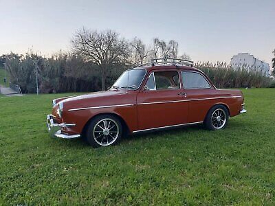 Volkswagen-Type-III-Coupe-1964-Brown-Tan-39986-2