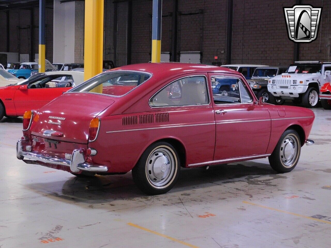 Volkswagen-Type-III-Coupe-1969-Red-White-83716-4