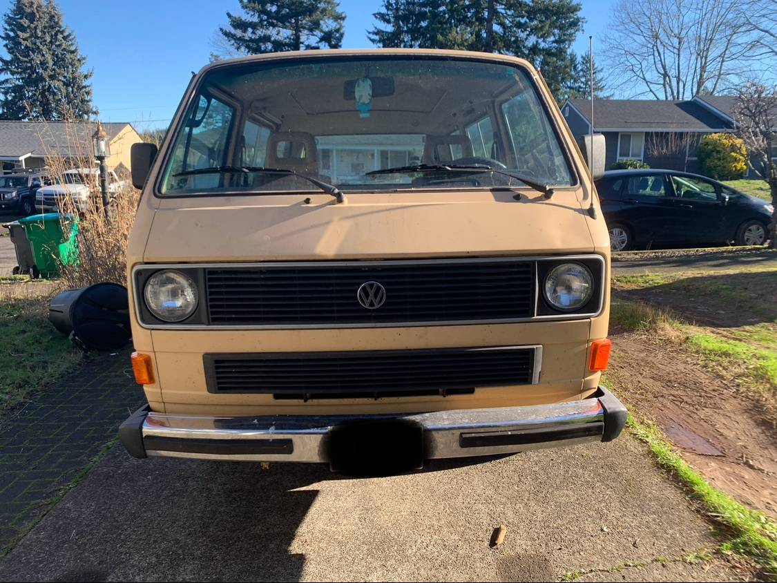 Volkswagen-Vanagon-1985-11