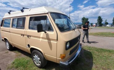 Volkswagen-Vanagon-1985-2