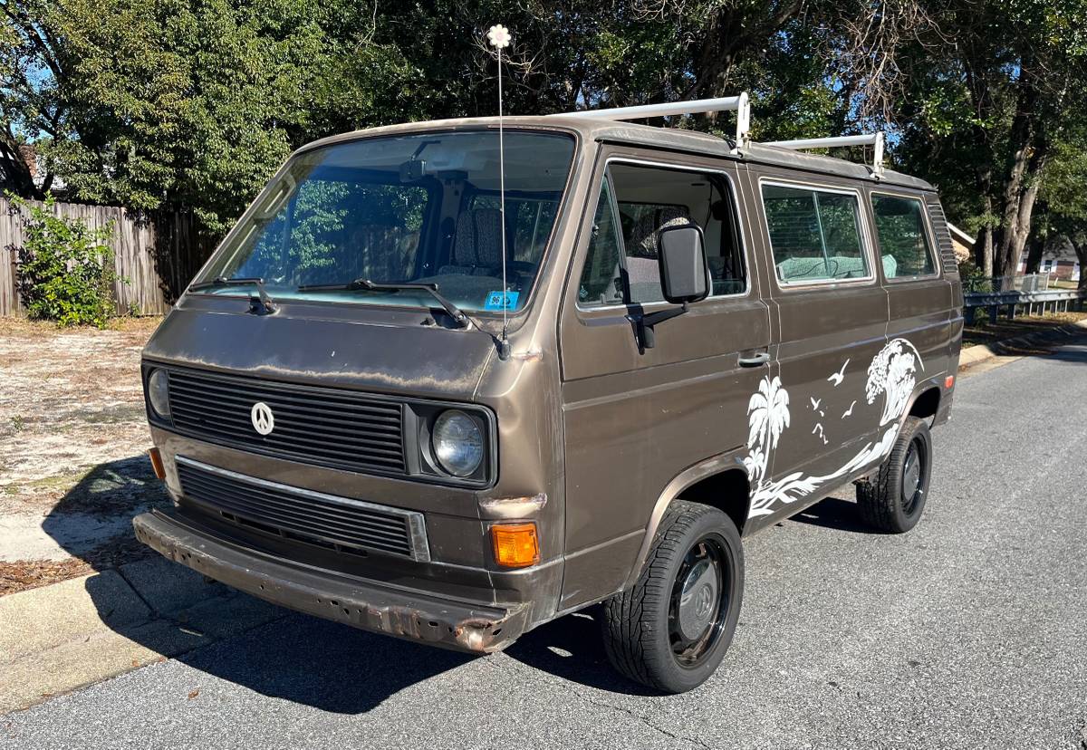 Volkswagen-Vanagon-1985-21