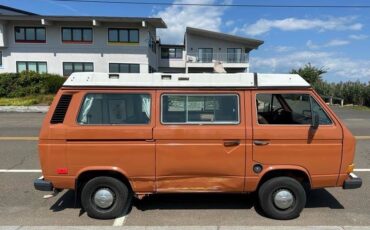 Volkswagen-Vanagon-westfalia-1984-12