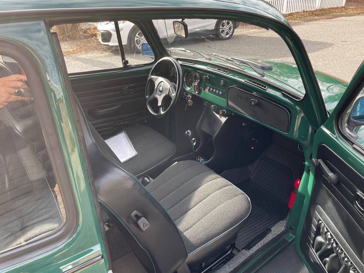 Volkswagen-Vw-beetle-1969-green-36210-4