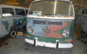 Volkswagen-Vw-bus-1971-white-1986