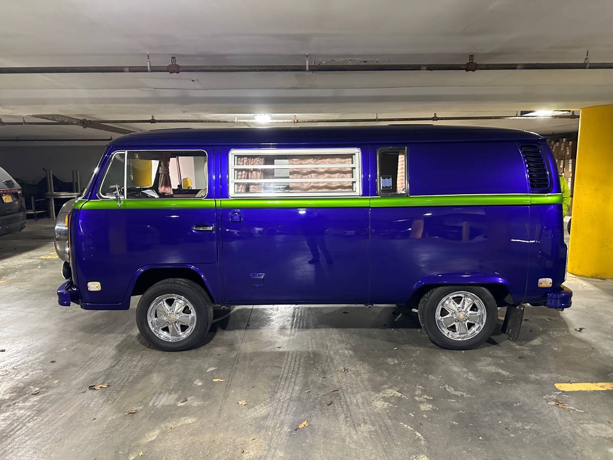 Volkswagen-Vw-bus-1974-68955-4