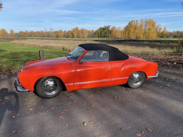 Volkswagen-Vw-karmann-ghia-1968-2