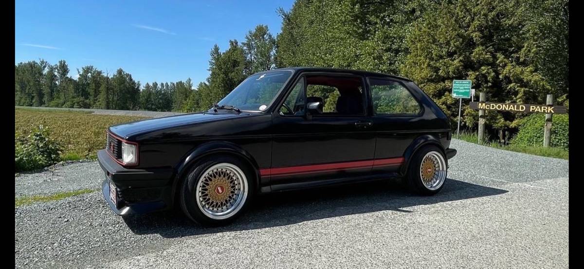 Volkswagen-Vw-rabbit-hatchback-1984-black-482802-10