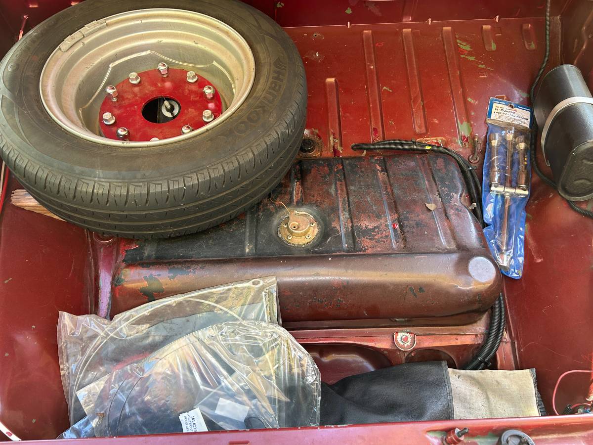 Volkswagen-Vw-thing-1974-red-135558-4