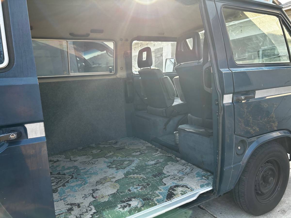 Volkswagen-Vw-vanagon-1986-blue-370148-2