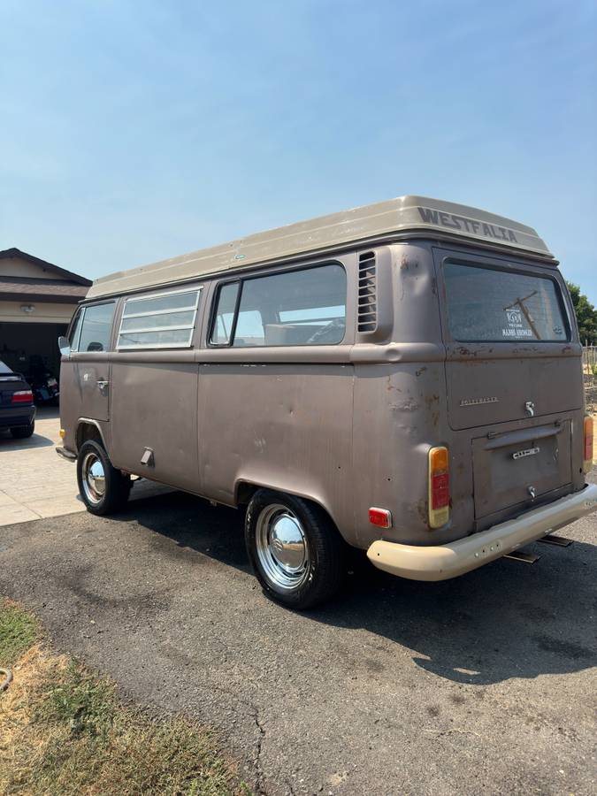 Volkswagen-Westfalia-1972-brown-70811-10