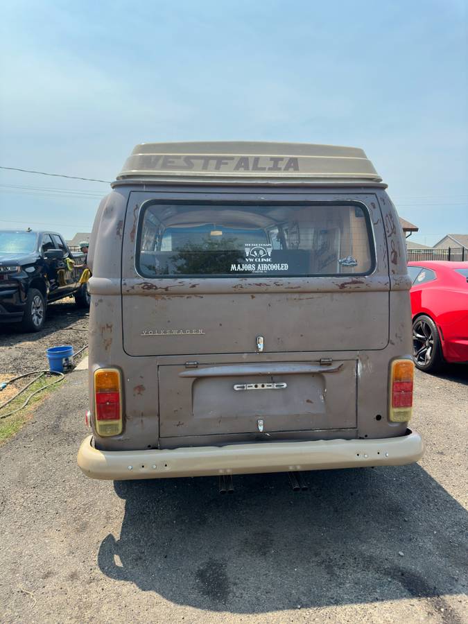 Volkswagen-Westfalia-1972-brown-70811-11