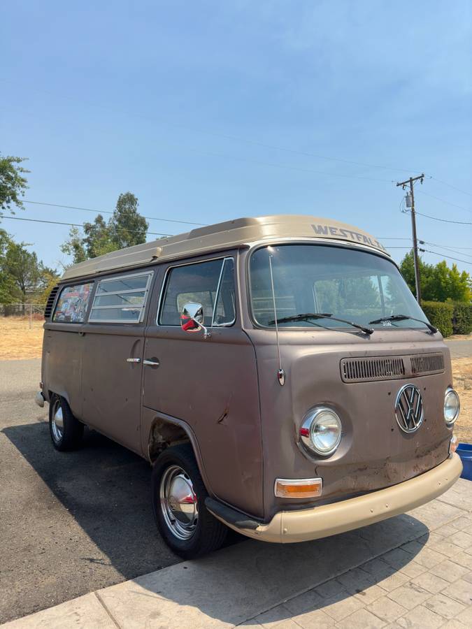 Volkswagen-Westfalia-1972-brown-70811-12