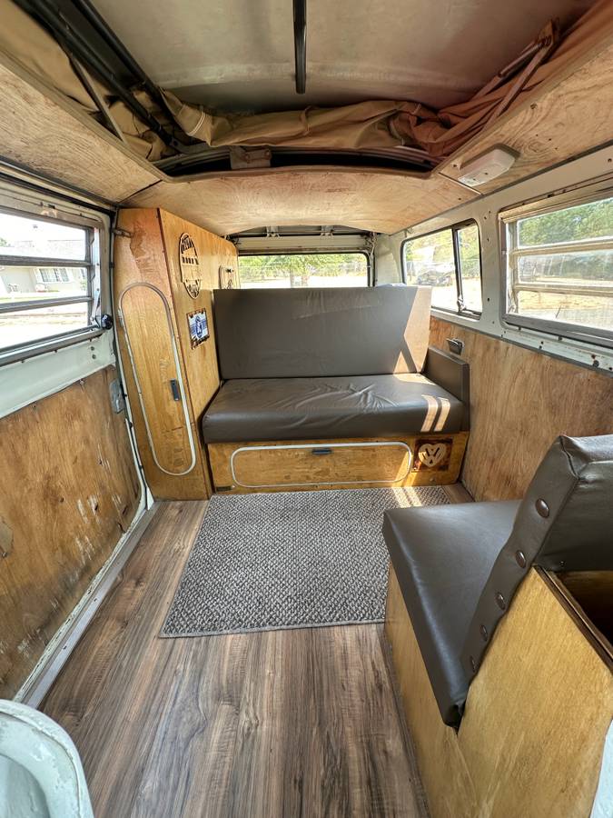 Volkswagen-Westfalia-1972-brown-70811-4