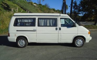 Volkswagen-Winnebago-camper-1995-2