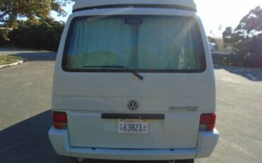 Volkswagen-Winnebago-camper-1995-4