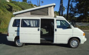 Volkswagen-Winnebago-camper-1995-5