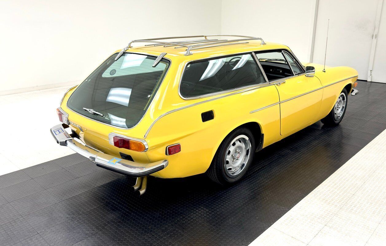 Volvo-1800ES-Break-1973-Yellow-Black-7788-4