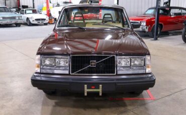 Volvo-240-Berline-1983-Brown-Beige-2356-11