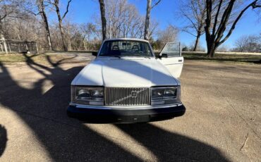 Volvo-240-dl-1985-white-290133-5