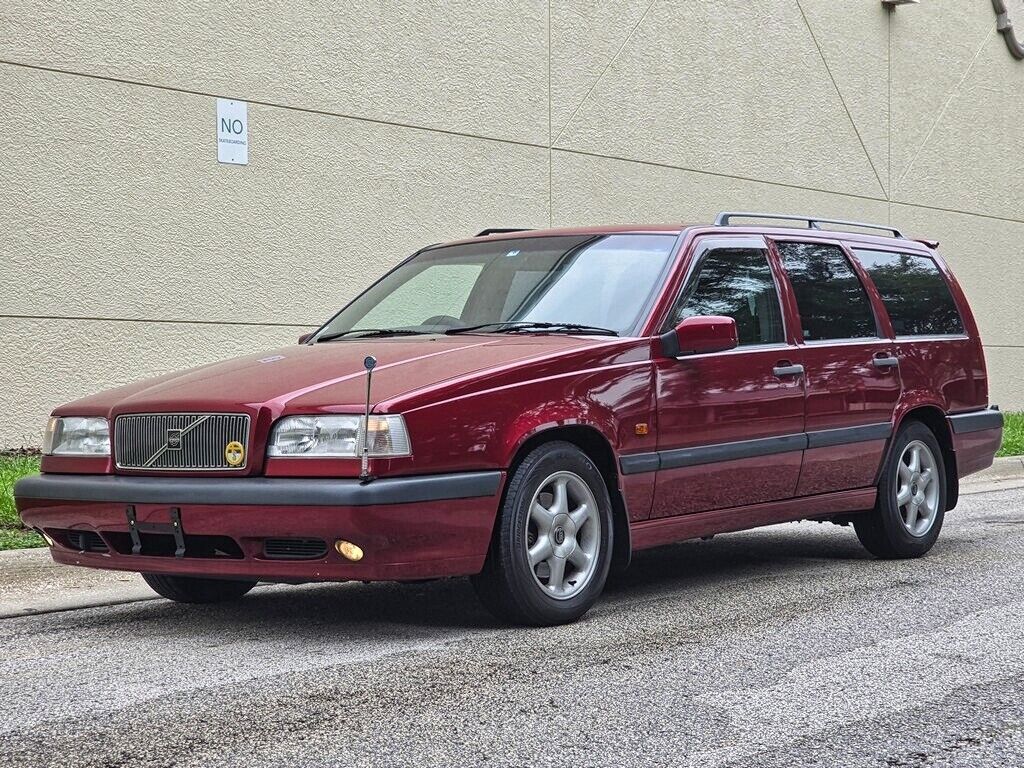 Volvo-850-Break-1995-Red-Black-79999-3