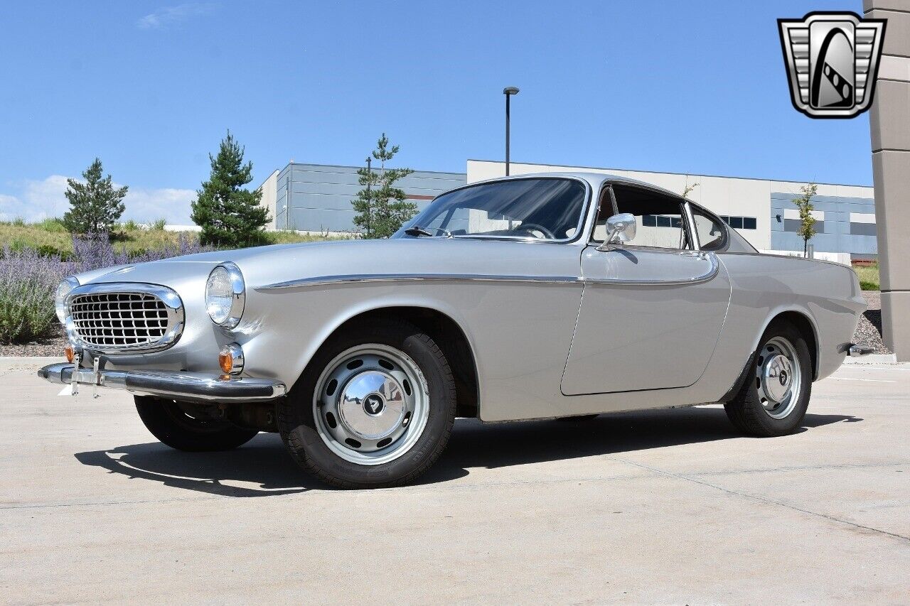 Volvo-P1800-S-Coupe-1965-Silver-Black-68021-2