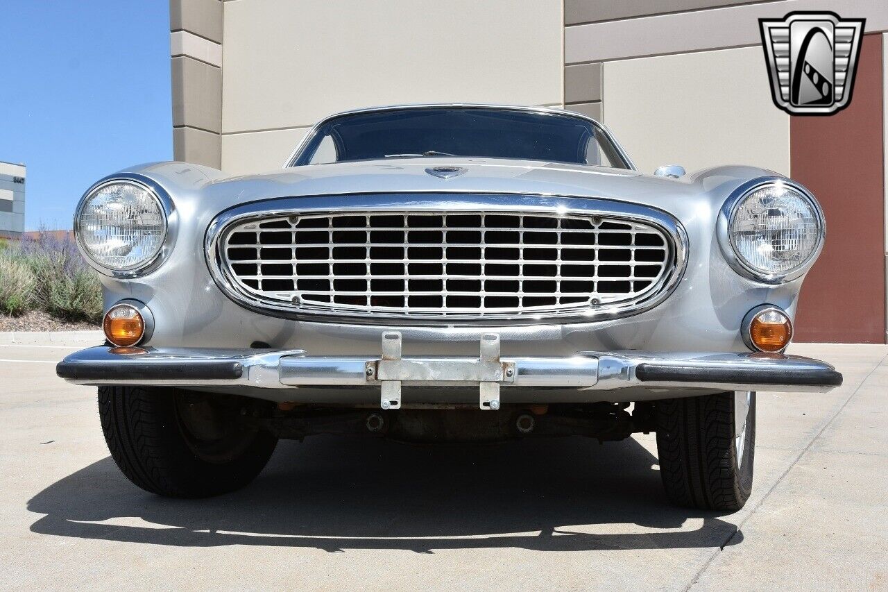 Volvo-P1800-S-Coupe-1965-Silver-Black-68021-9