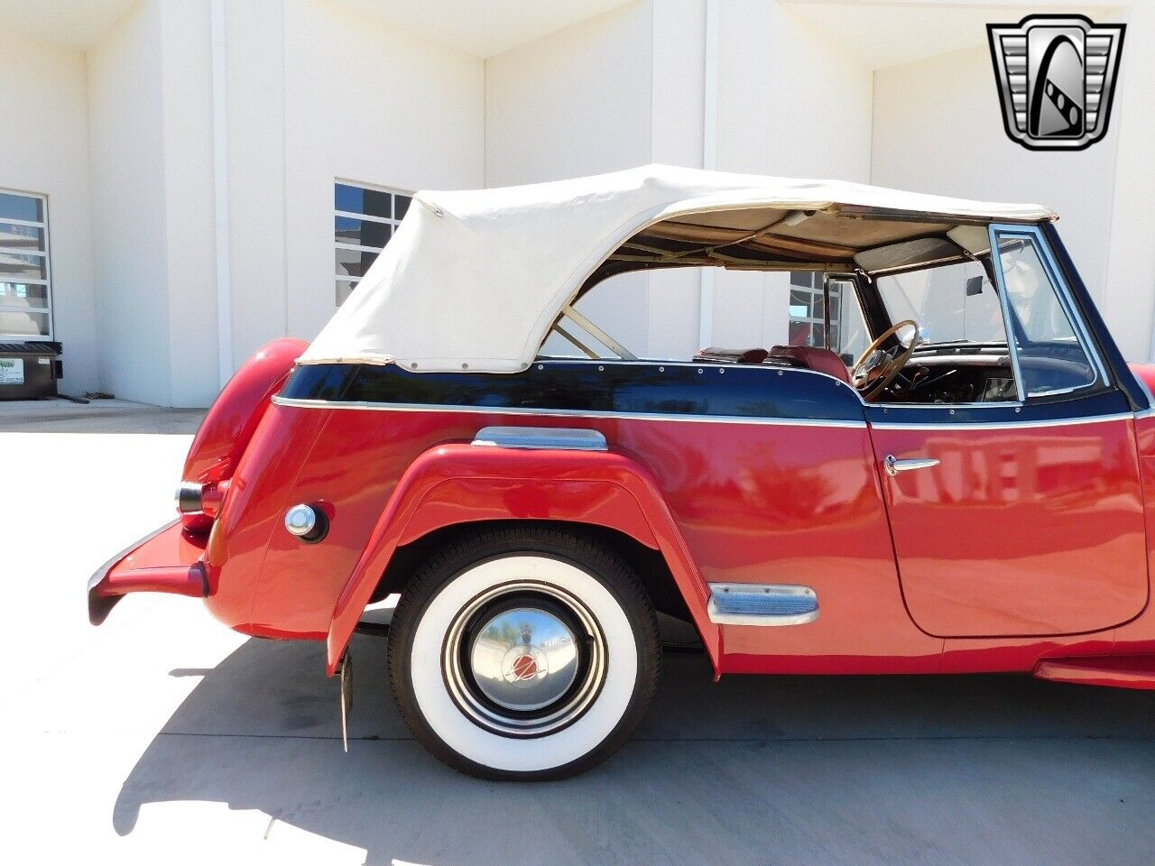 Willys-Jeepster-1949-Red-Red-140736-11