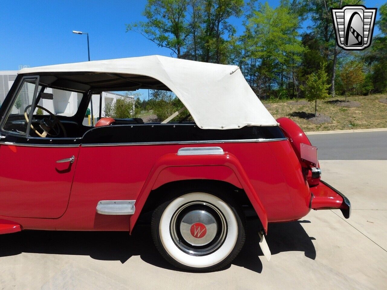 Willys-Jeepster-1949-Red-Red-140736-7