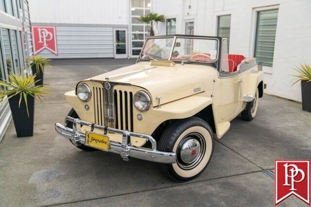 Willys-Jeepster-SUV-1949-1