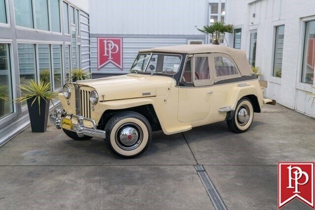 Willys-Jeepster-SUV-1949-13