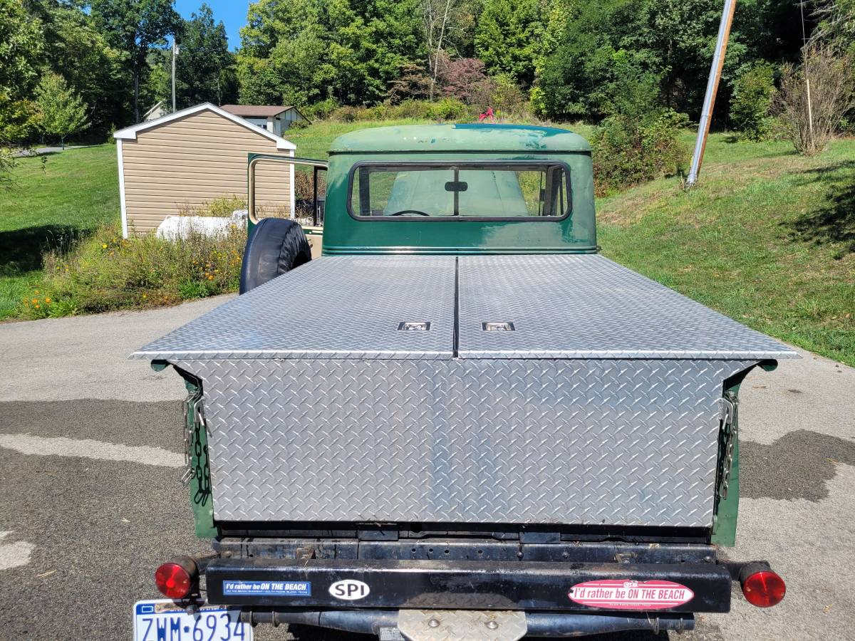 Willys-Pickup-1957-4