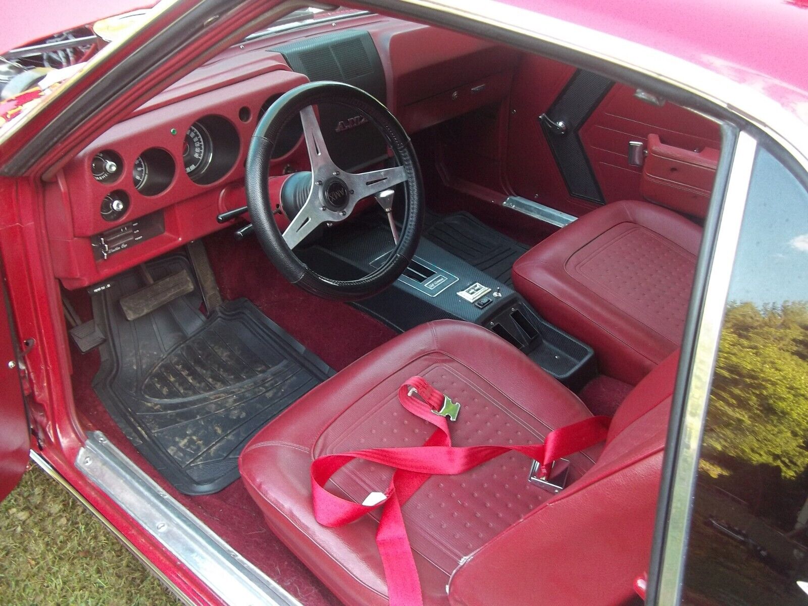 AMC-AMX-Coupe-1968-Red-Red-8690-10