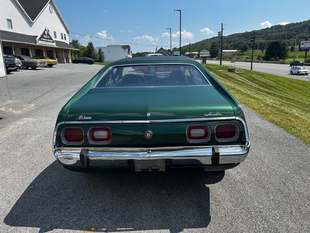 AMC-Javelin-Coupe-1973-Green-Black-0-4