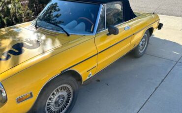 Alfa-romeo-Spider-1979-yellow-54940-1